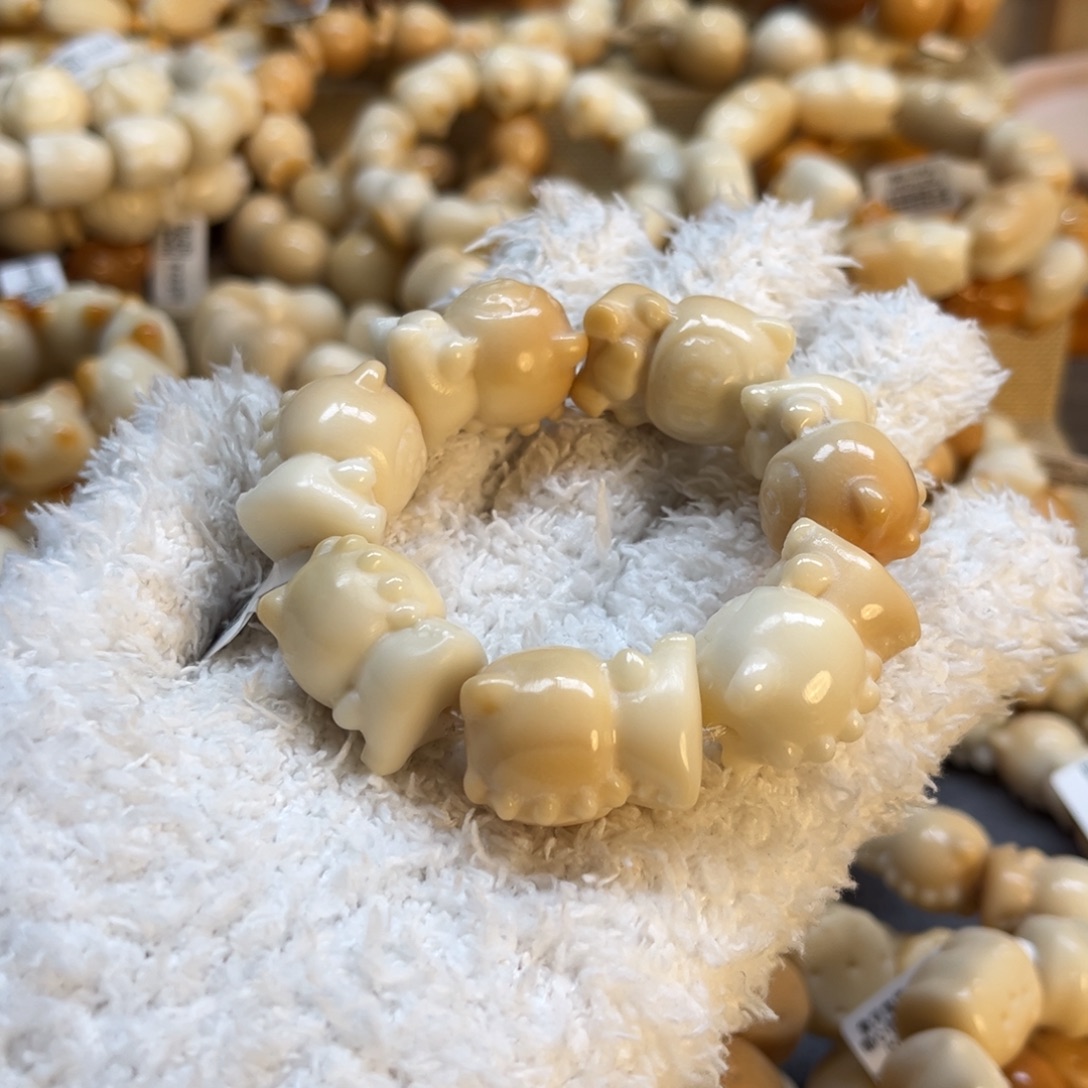 菩提根/象牙果吊坠11.23.47糖心色恐龙拉布布微瑕