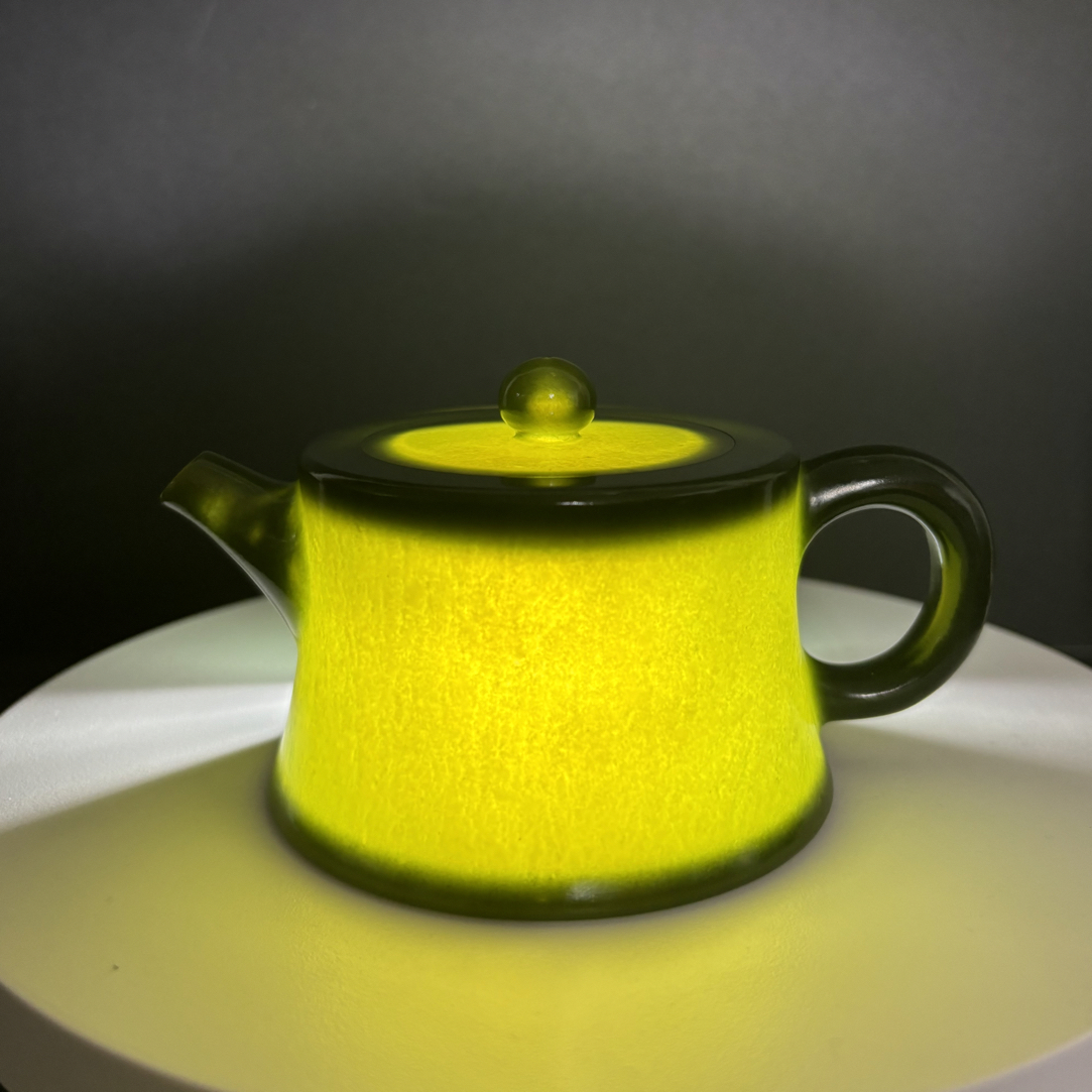 景柏缘和田玉柱础壶 165毫升