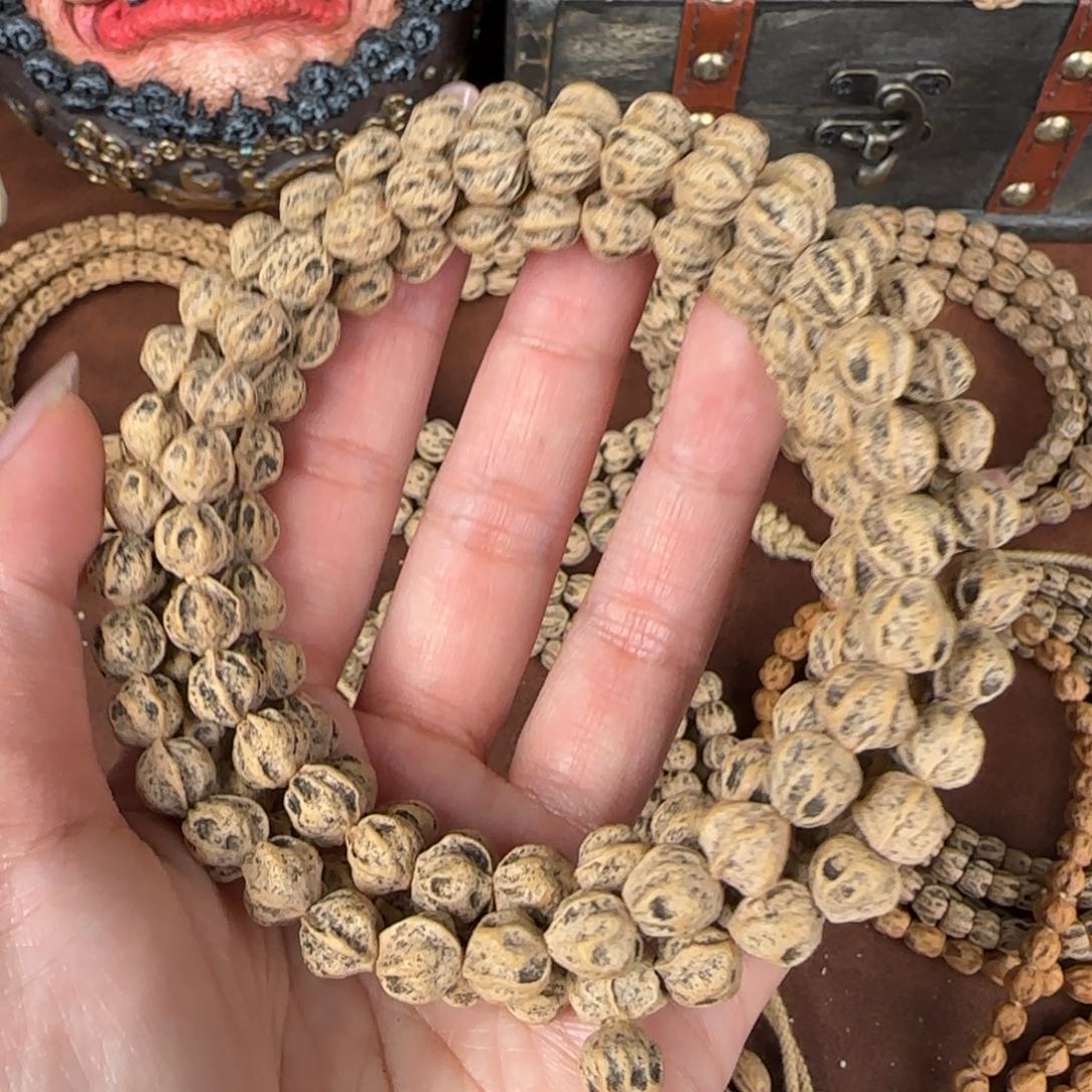 柏香籽/百香籽吊坠不**急