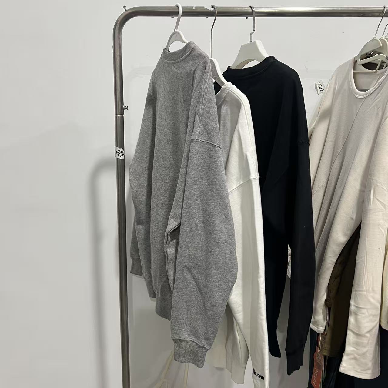 ZTX-53圆领字母加厚上衣卫衣长袖加绒秋冬宽松型圆领上衣