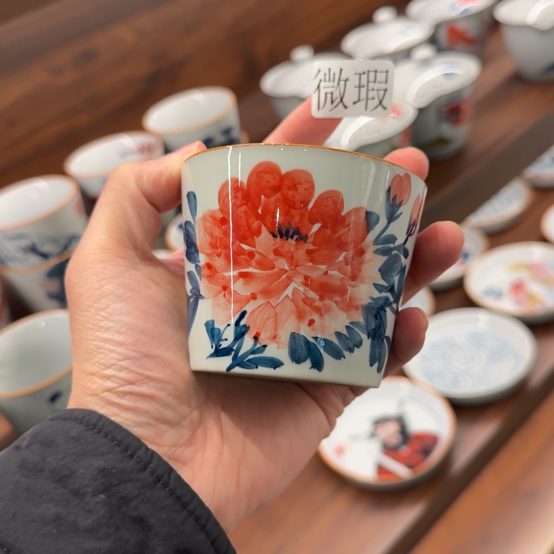釉下手绘茶具微瑕