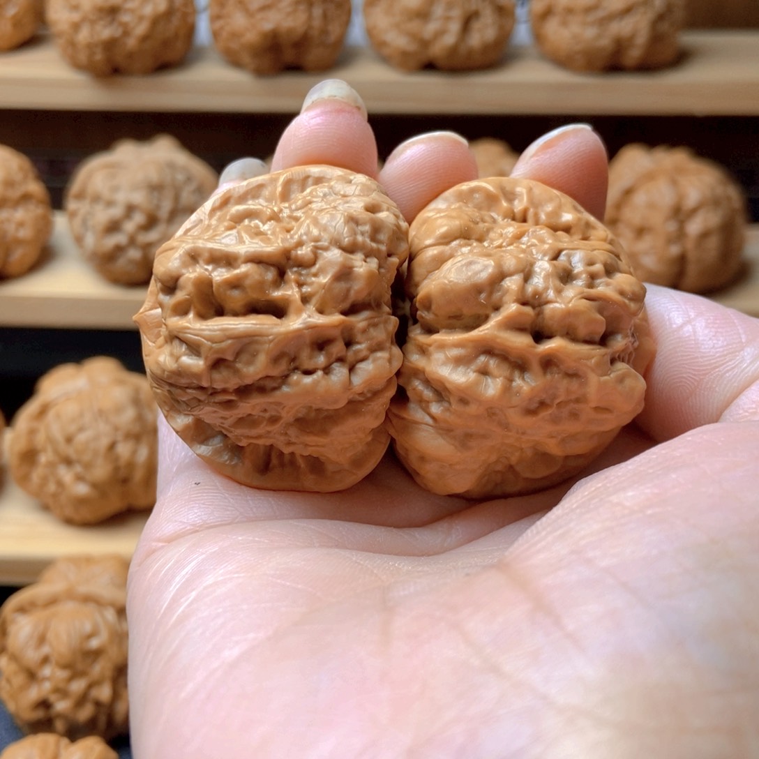 文玩核桃吊坠一***鲤蛤蟆头