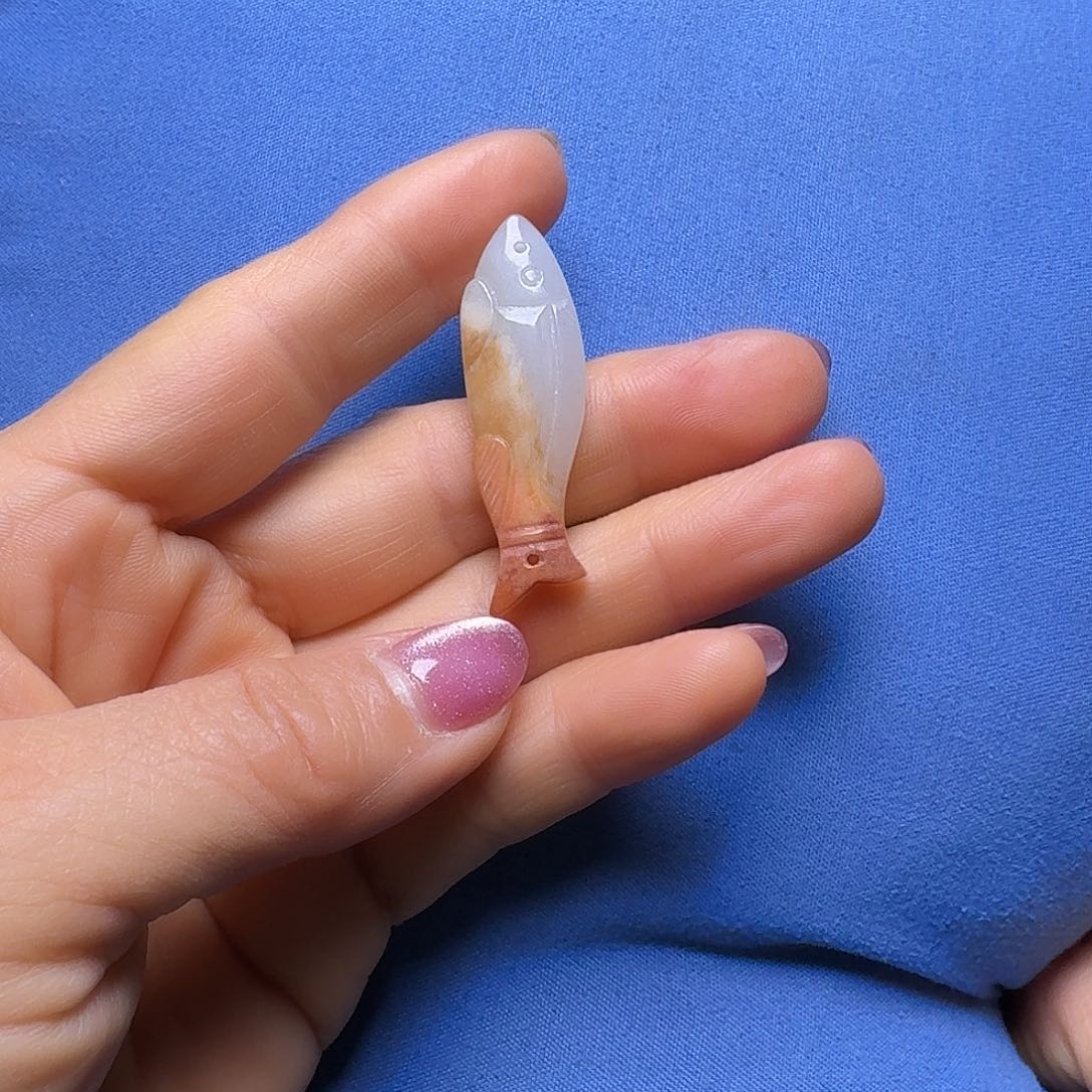 玉***宴和田玉（糖玉）未镶嵌颈饰