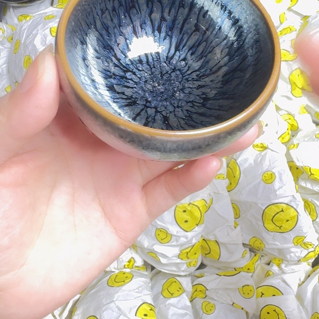 茶盏你也不要说对不起咯
