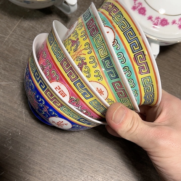 瓷片/////直径12厘米。4个。