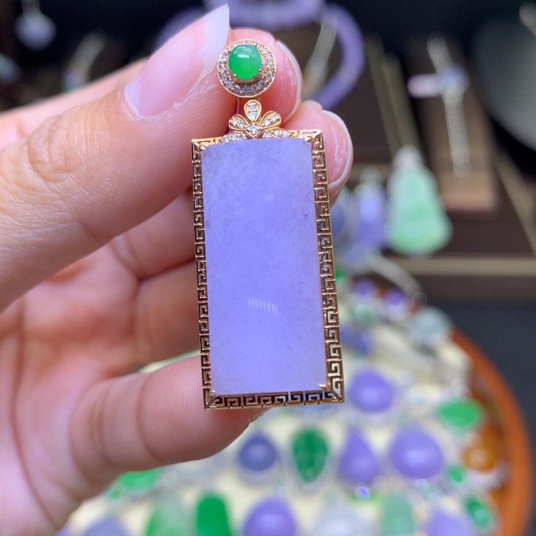 翡翠颈饰18K金镶嵌天然