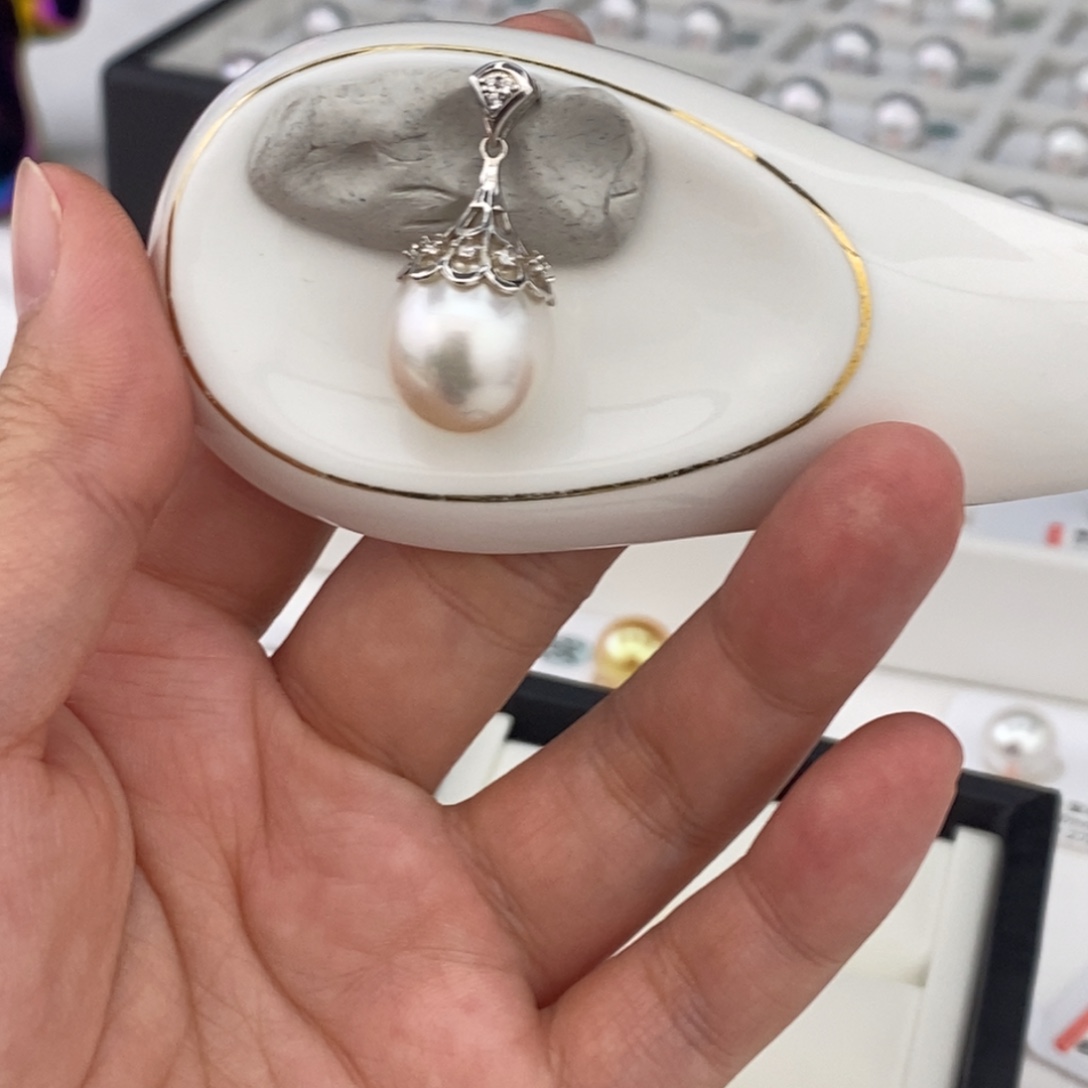 澳白吊坠13-14mm买断不退换海水珍珠未镶嵌