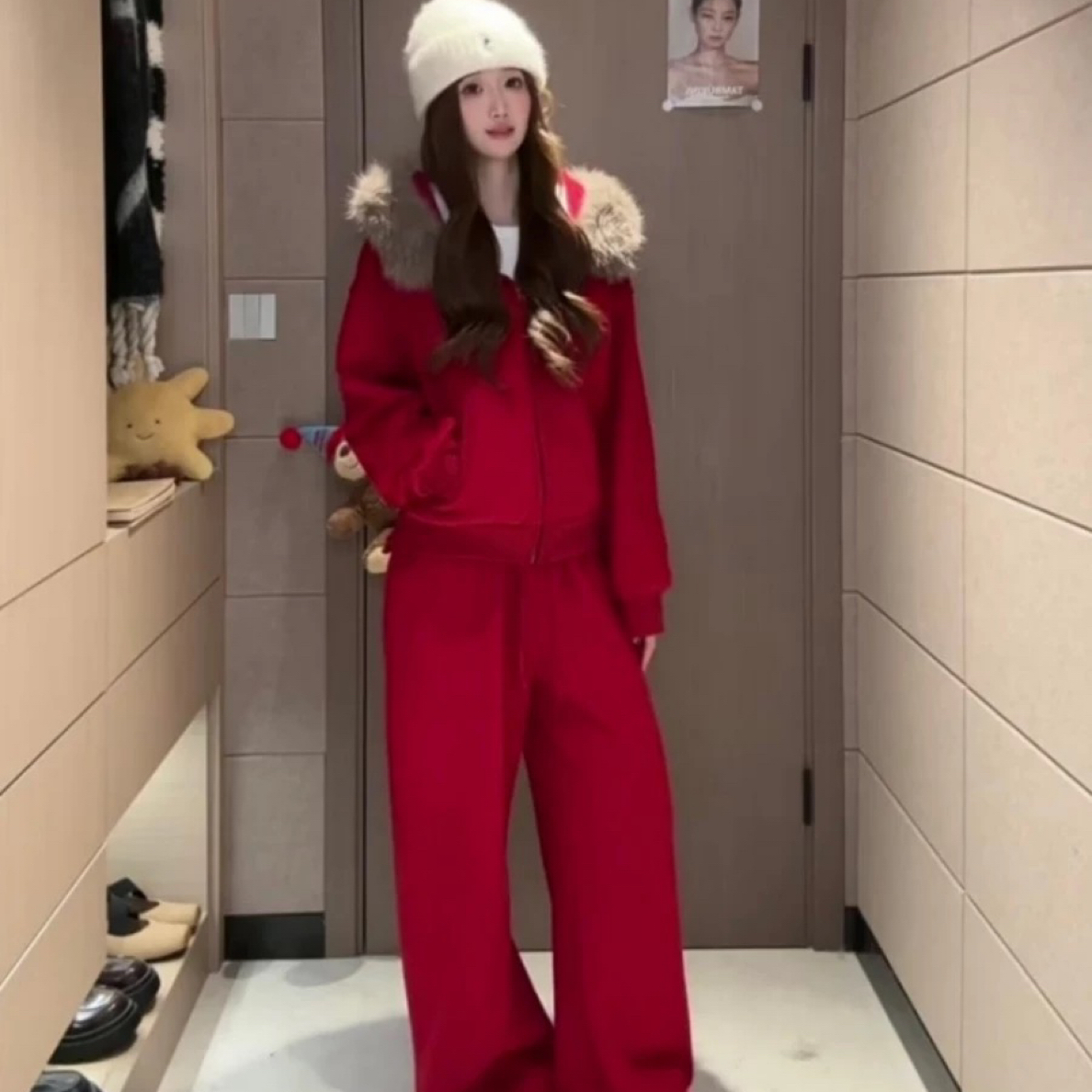 红色休闲宽松运动套装女秋冬美式毛领卫衣阔腿裤加绒炸街两件套