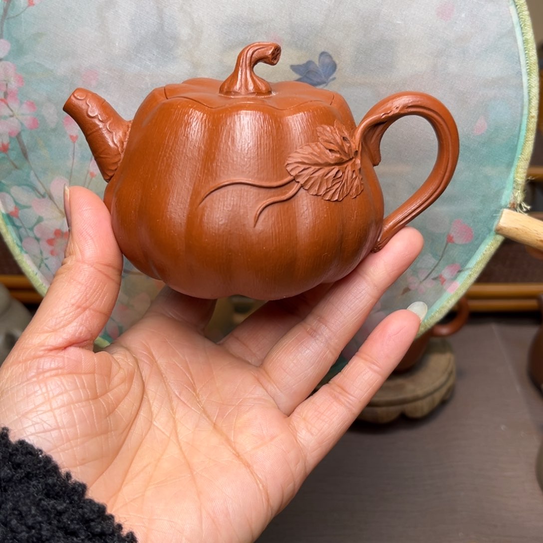 紫砂茶壶蓉*?手工制作