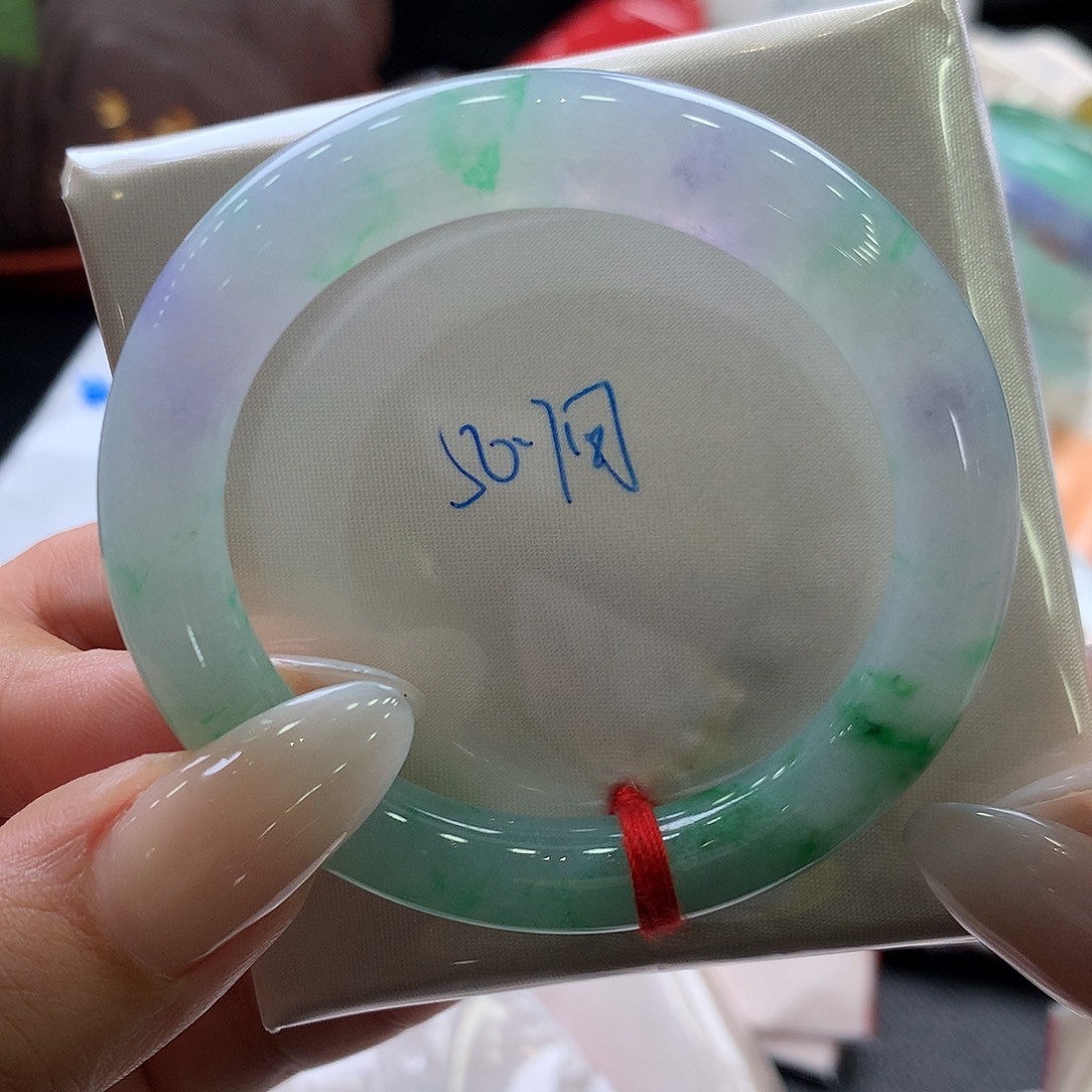 翡翠手镯未镶嵌50.7圆