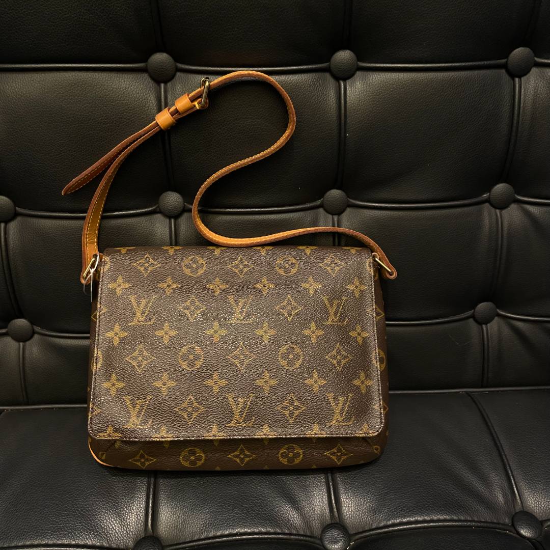 95新 LouisVuitton/路易威登 二弟/95新/2421/单肩包