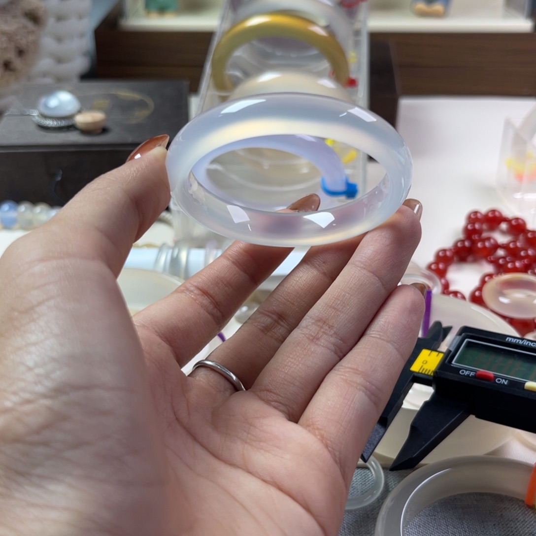 手镯玛瑙/玉髓未镶嵌小**伞