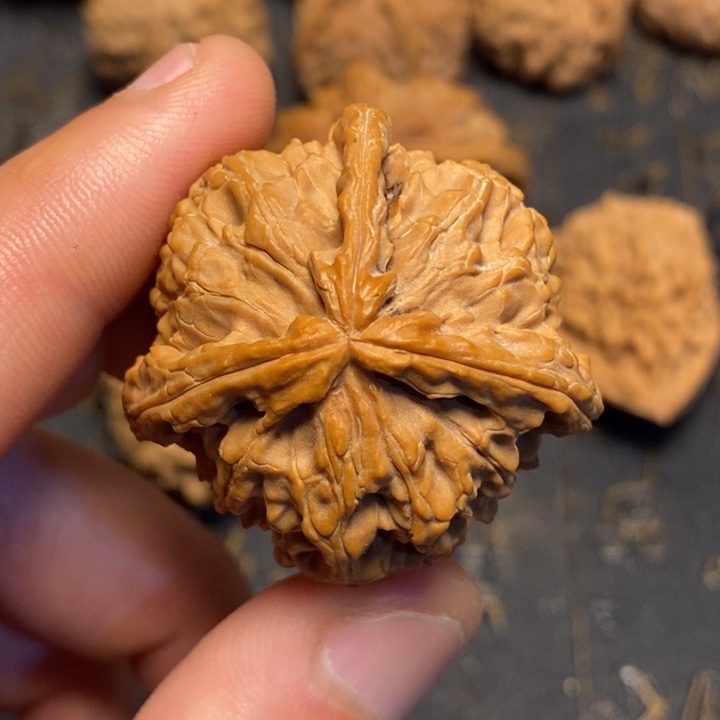 文玩核桃吊坠驹*驹文玩核桃异形单只