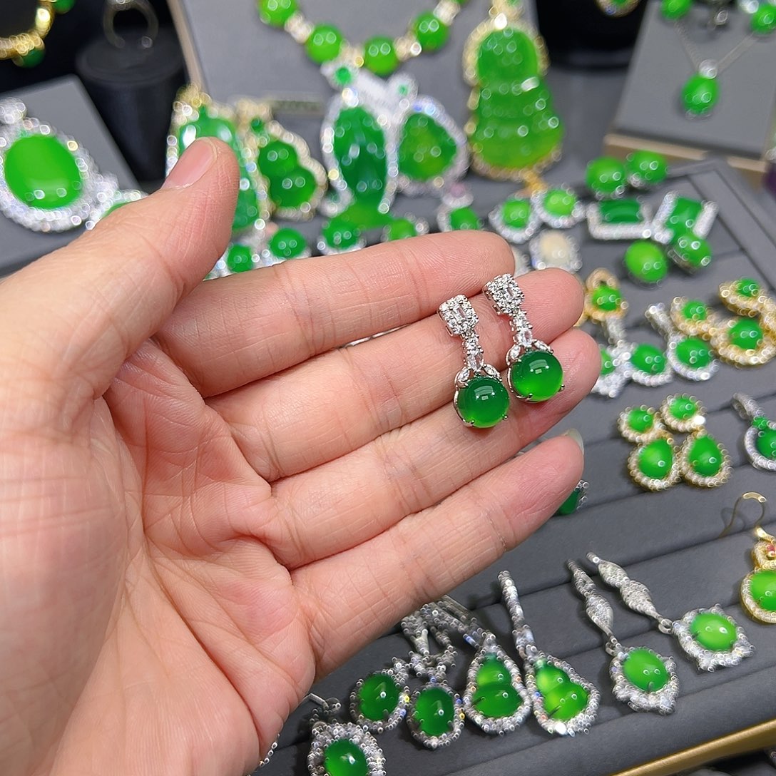 玛瑙/玉髓合金耳饰
