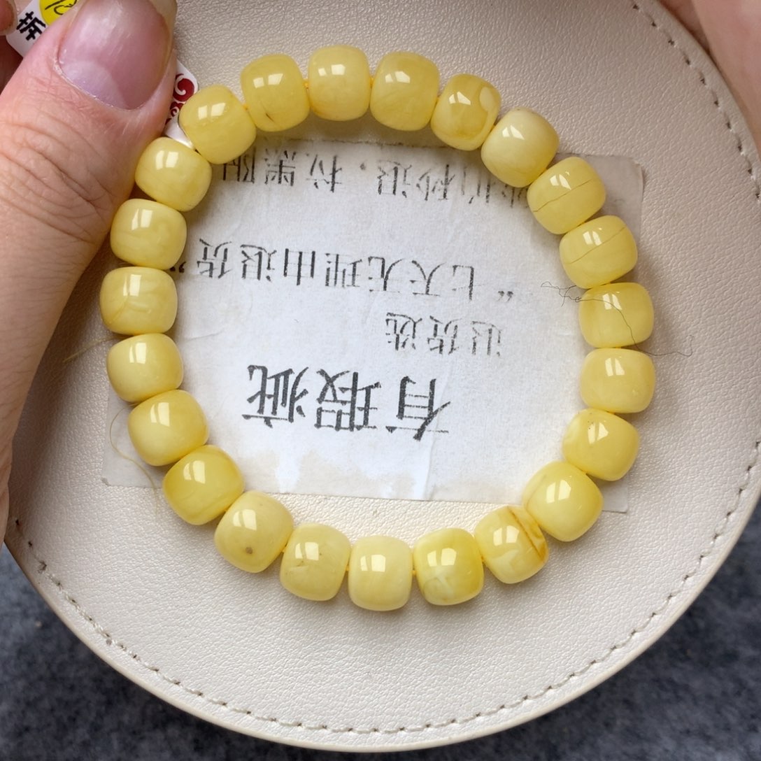 琥珀未镶嵌珠宝奇石17