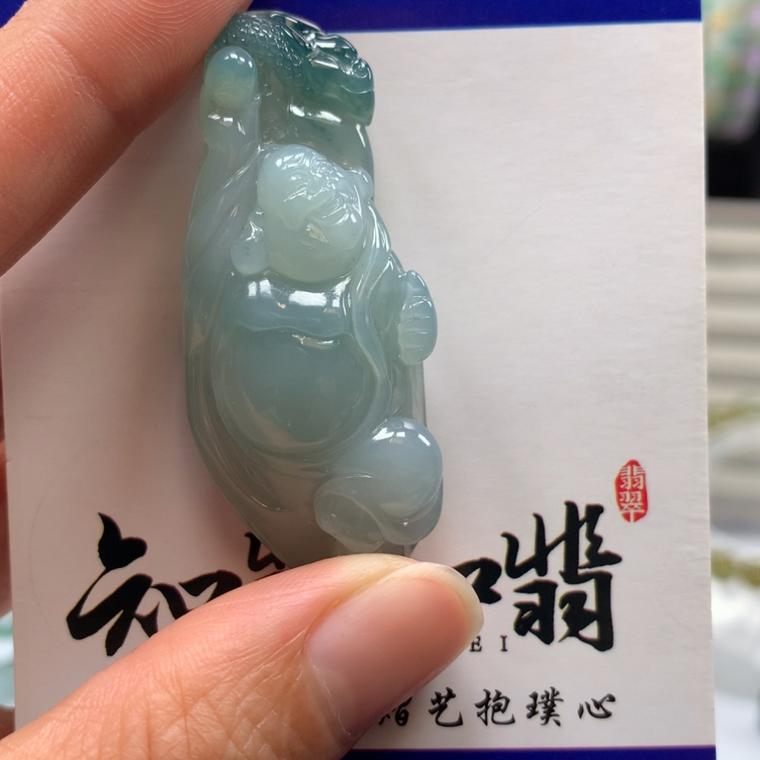 翡翠颈饰未镶嵌逍遥佛