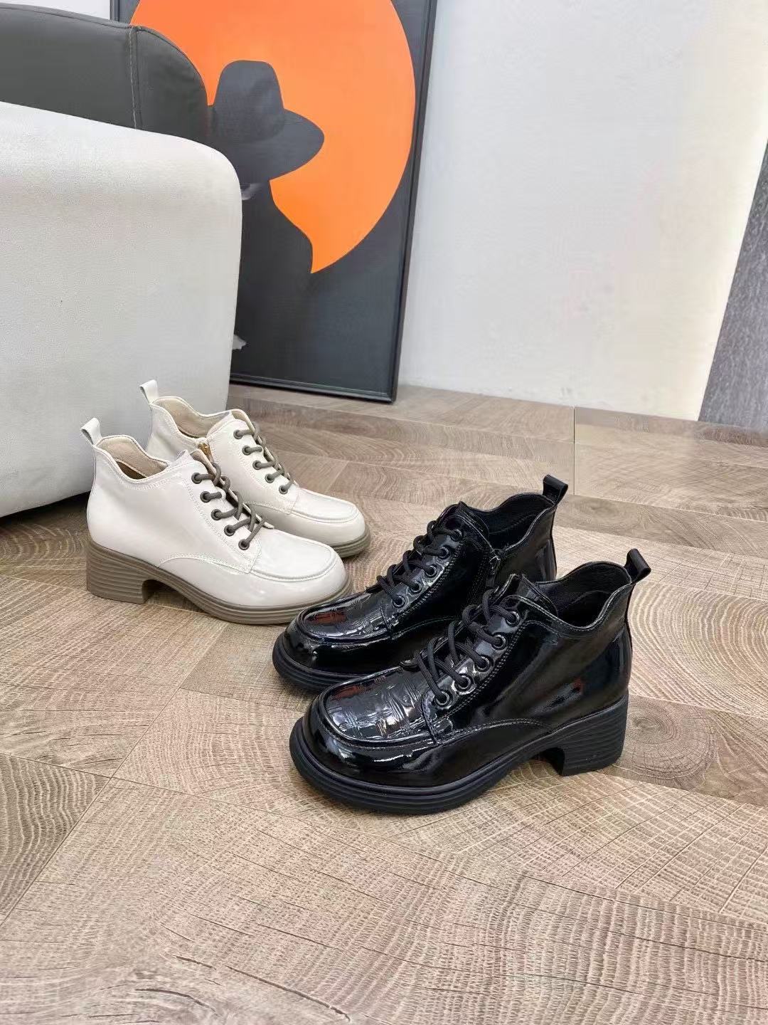 W13502新款圆头马丁靴漆皮系带侧拉链短靴粗跟女鞋靴 单里