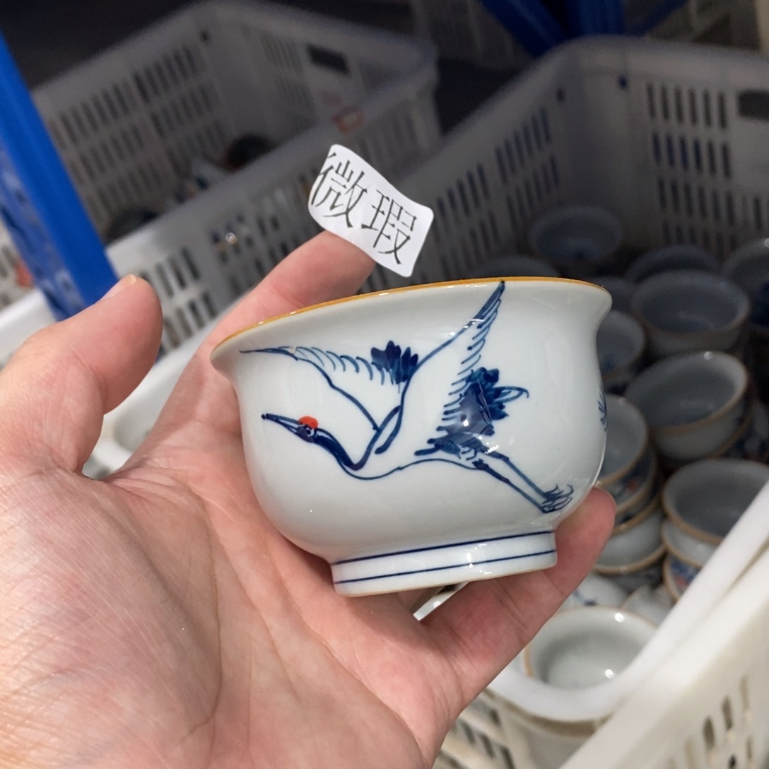 釉下手绘茶具微瑕