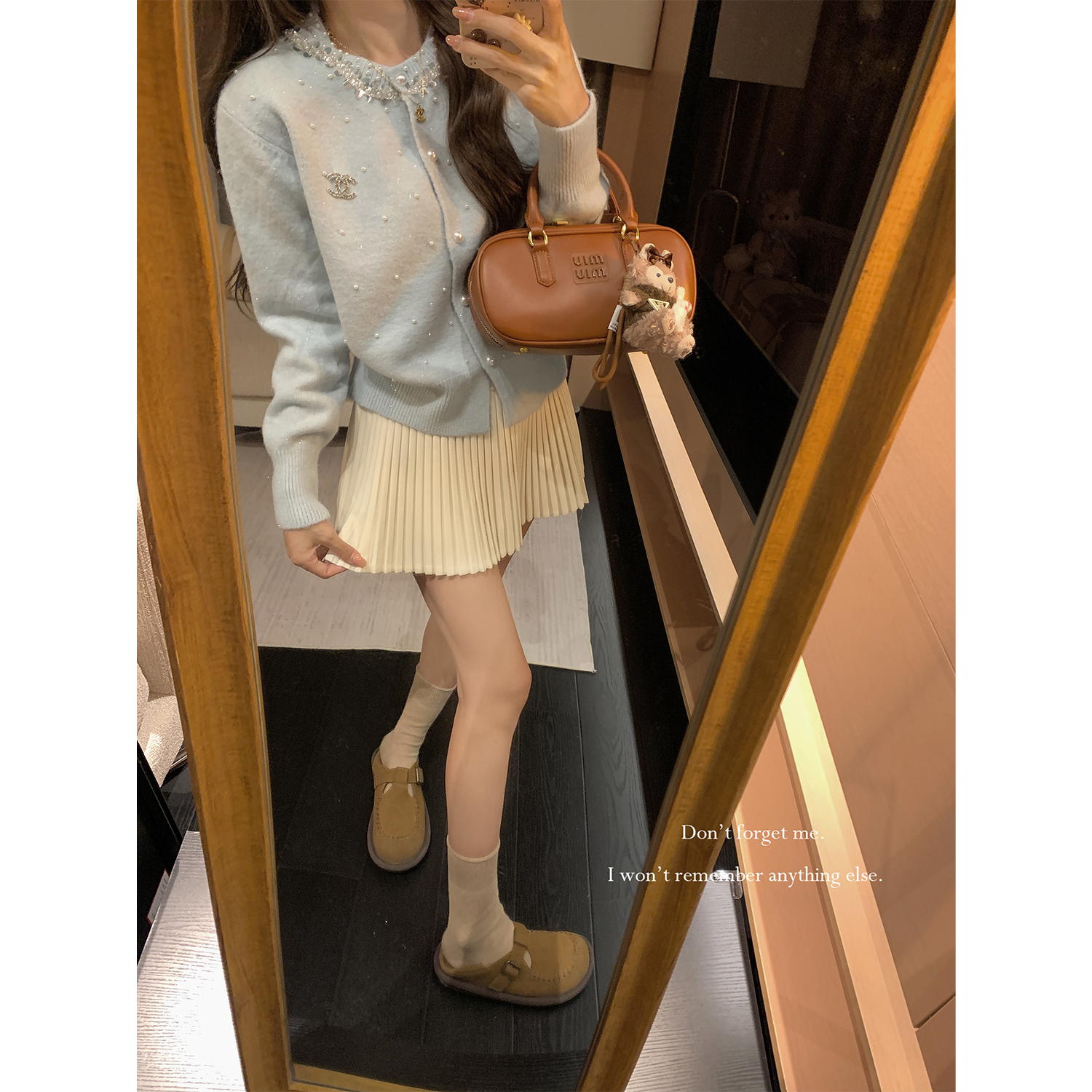 【大码】1371减龄百搭针织开衫设计感短款学院风别针圆领珍珠毛衣