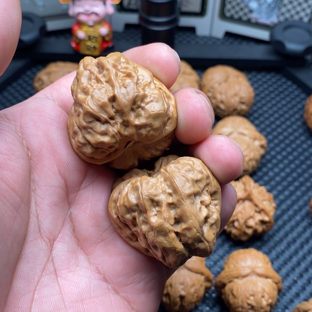 把****把件文玩核桃延庆蛙边40度43尺