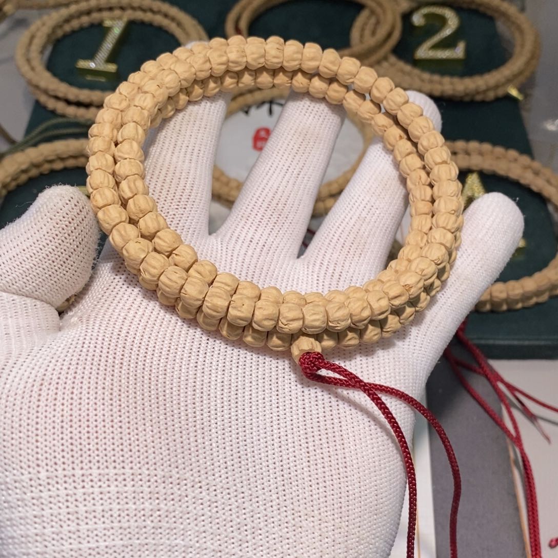 柏香籽/百香籽吊坠淡*