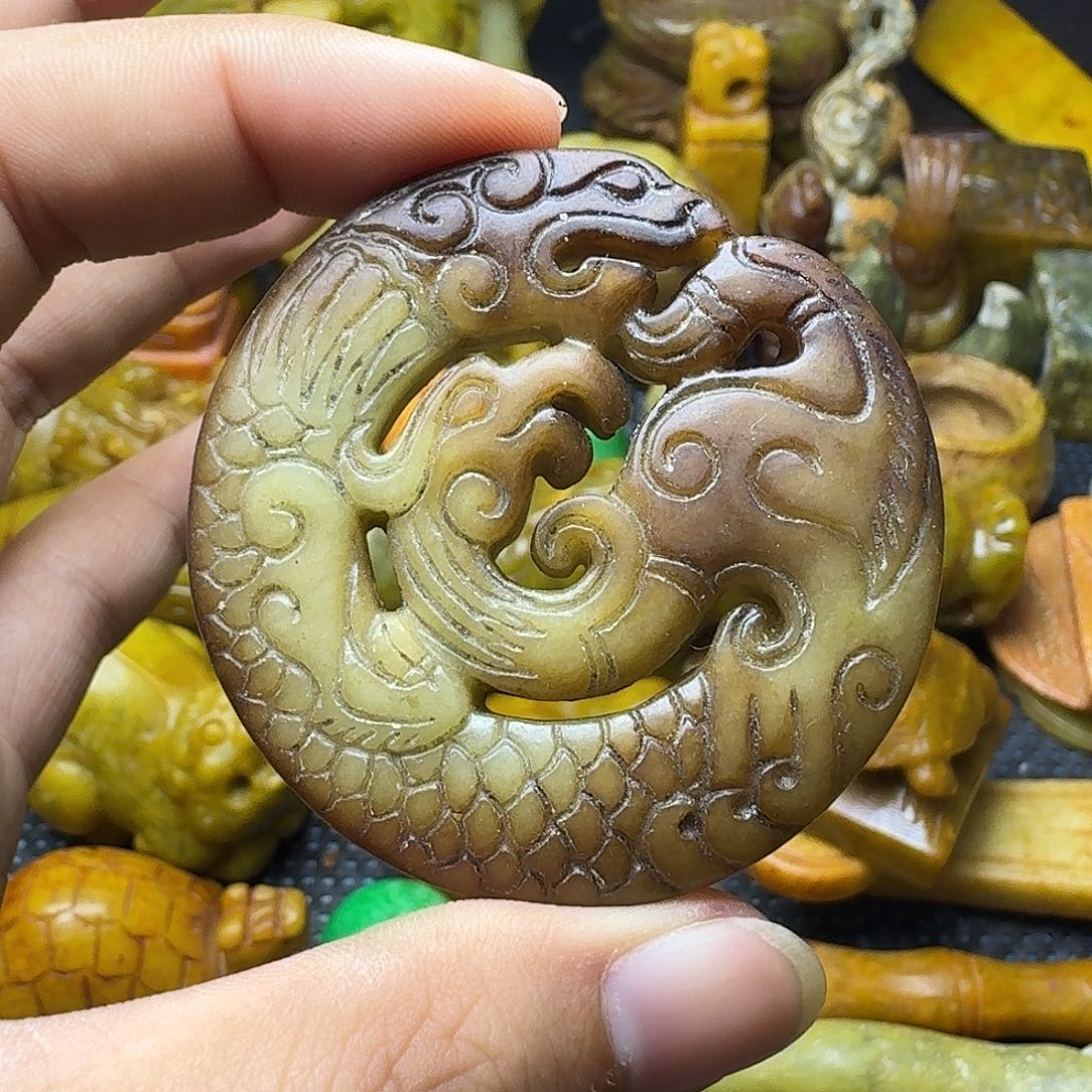 白玉菩提吊坠。。。