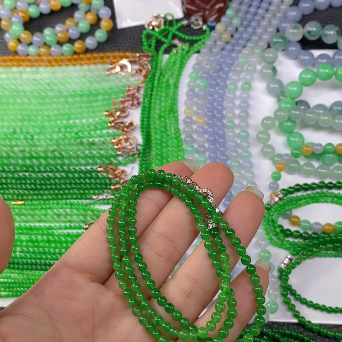 颈饰未镶嵌翡翠缅甸天然翡翠冰种阳绿小米珠项链4
