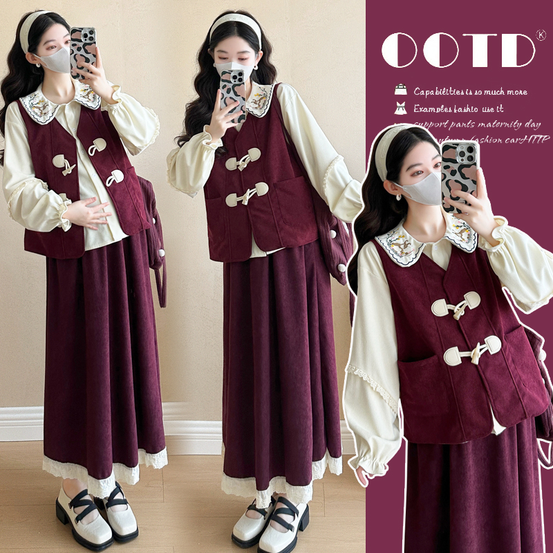 孕妇装羊角扣重工马甲半裙三件套春季新款外穿开衫叠穿马夹套装