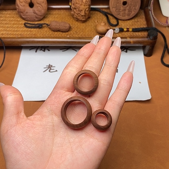 檀香木手串/手链戒指三件套（瑕疵）