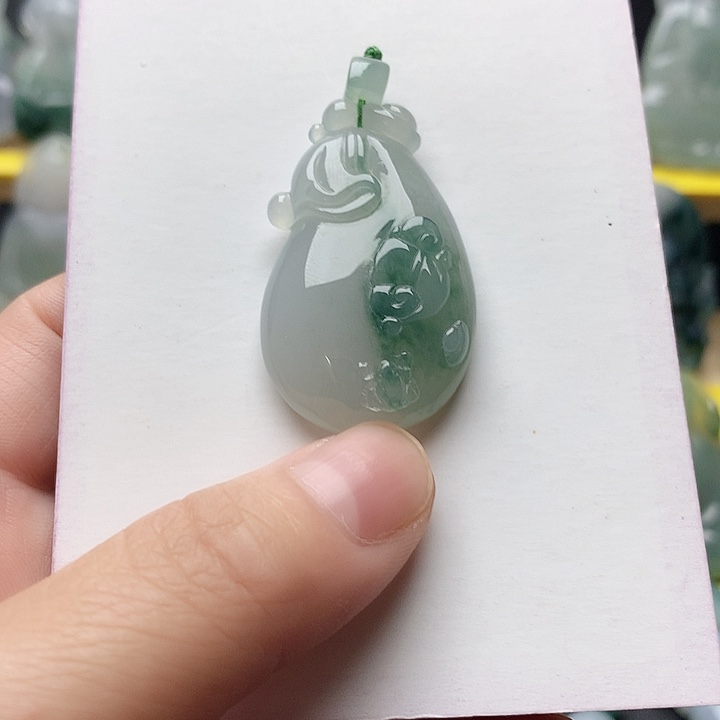 翡翠未镶嵌吊坠(不含链)福袋