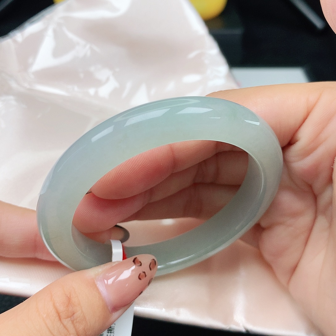 未镶嵌手镯翡翠早1