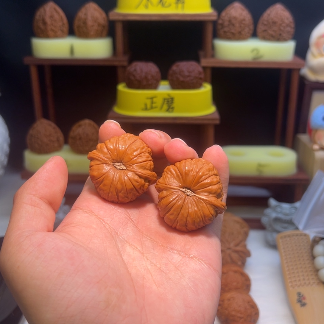 郭***呀文玩核桃吊坠全品40南瓜