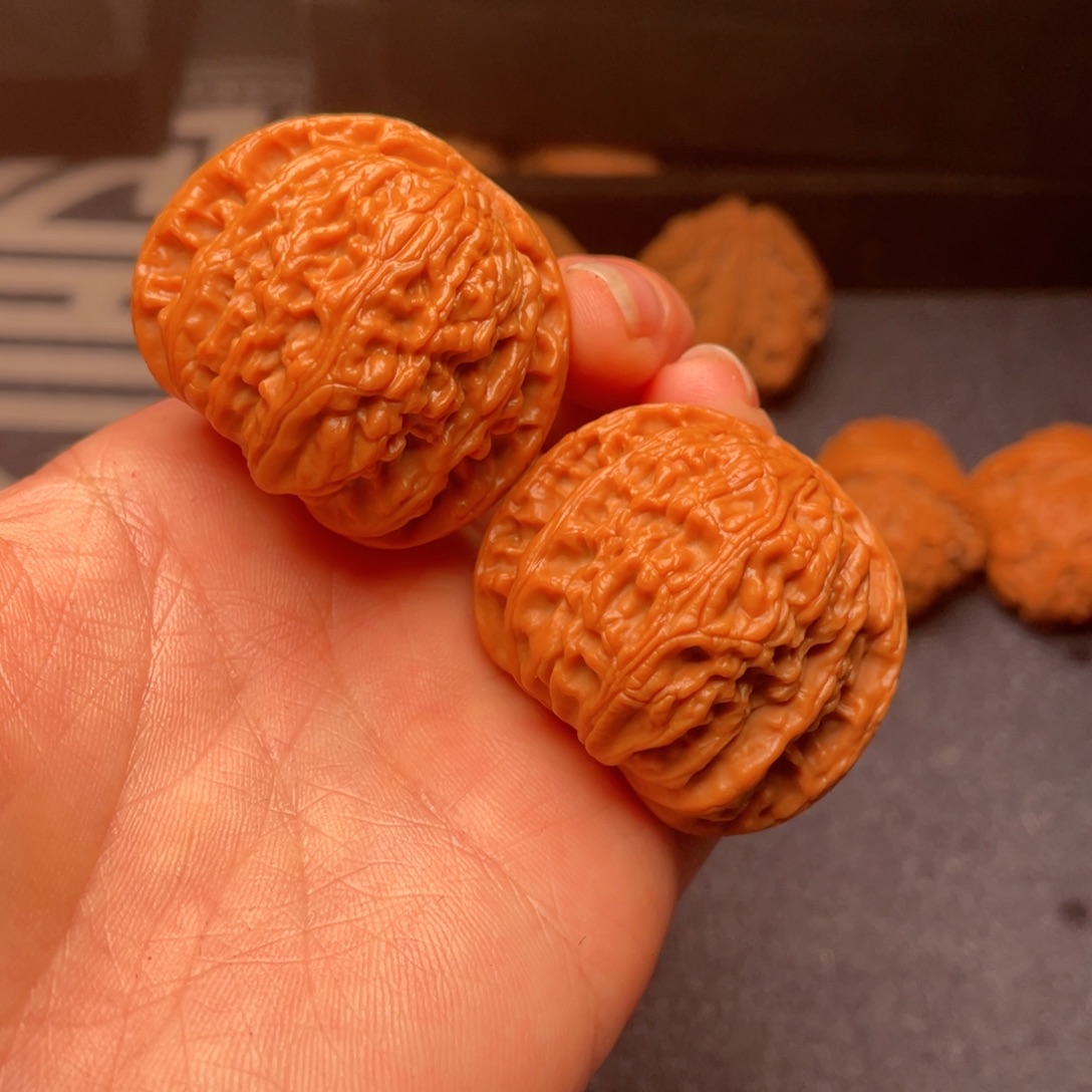 文玩核桃把件秦岭核桃1