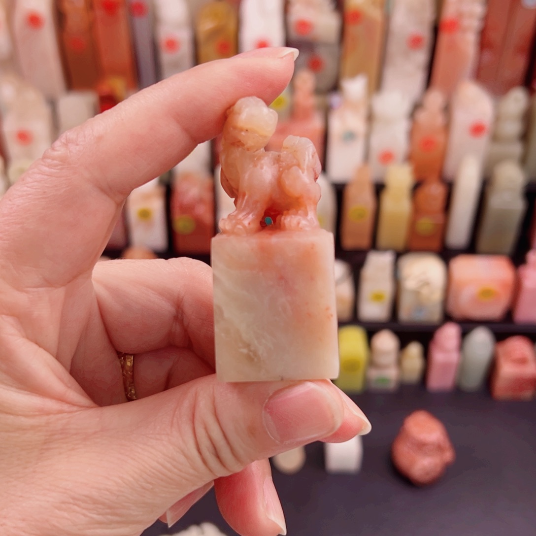 寿山石印石2.5包刻4字老挝石