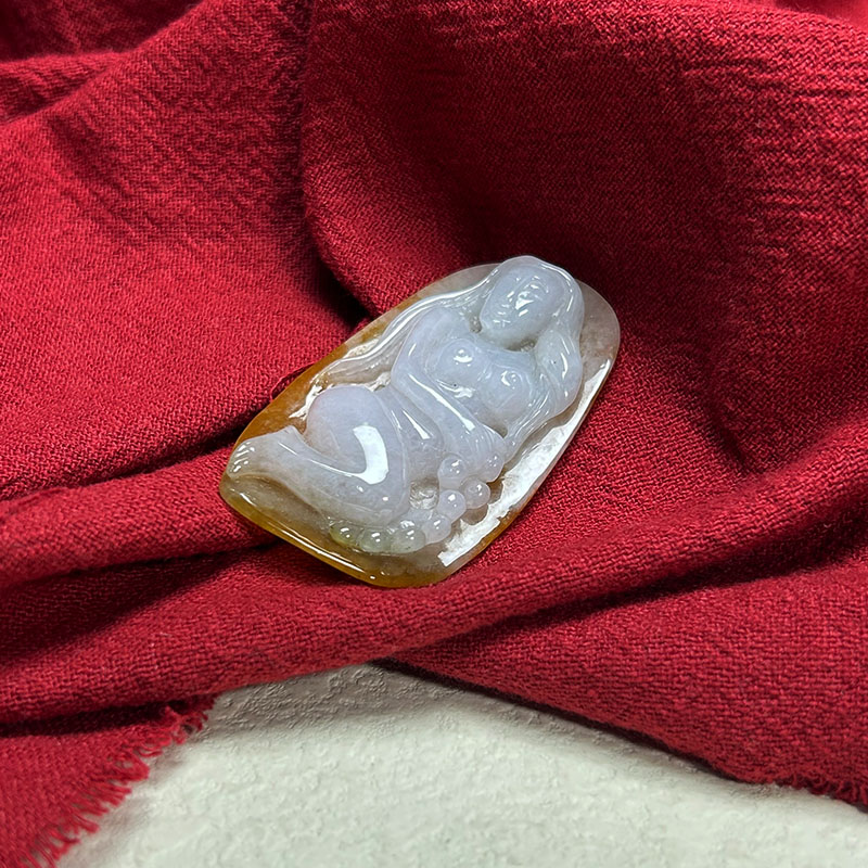 精品天然翡翠吊坠  俏色雕刻 美女图
