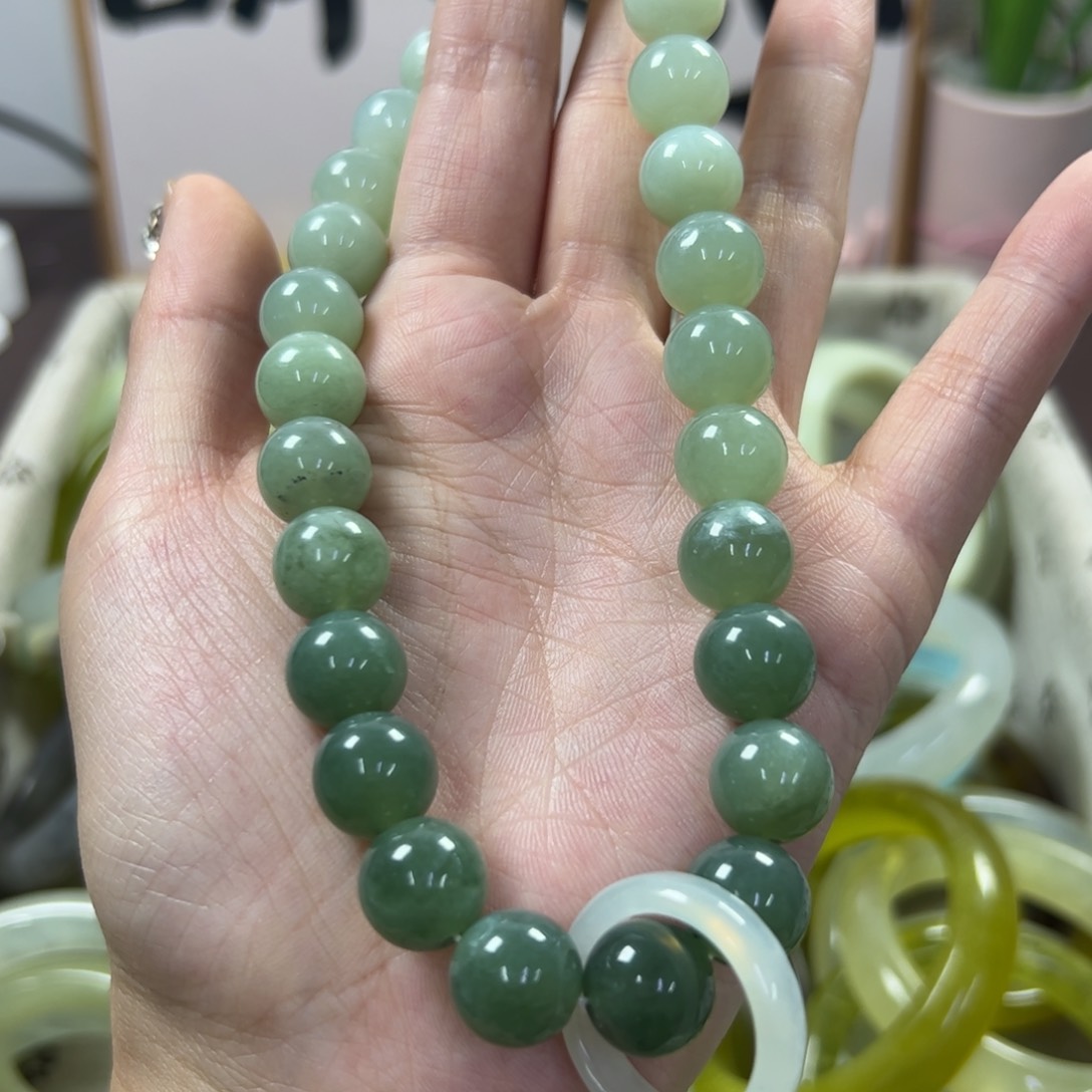 蛇纹石玉手镯未镶嵌523