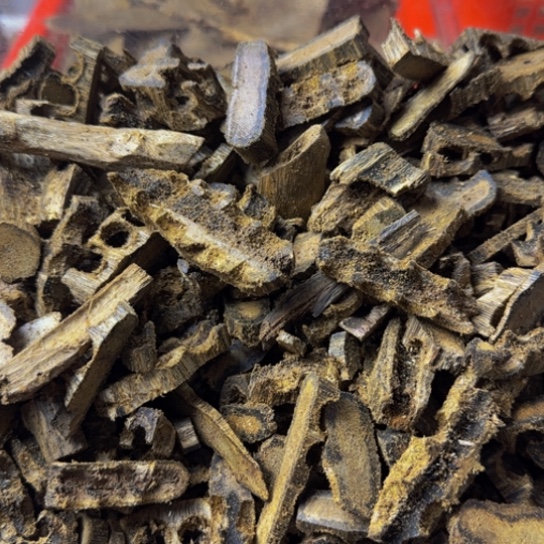 沉香沉香碎屑200克