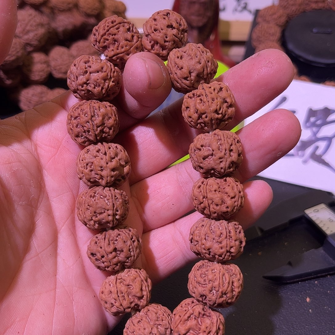 点***寞吊坠金刚菩提18梅花