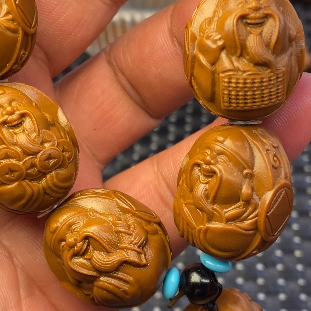 木财迷雕刻手串黄金核雕刻手串