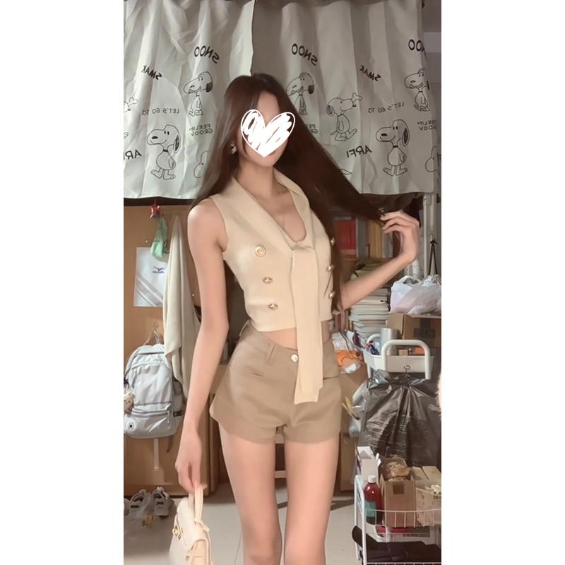 名媛小香风针织背心设计感修身短款V领无袖上衣高腰显瘦短裤套装