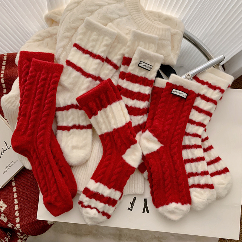 【春节居家品】冬季新年澳绒袜子红色条纹女士中筒袜新年袜子