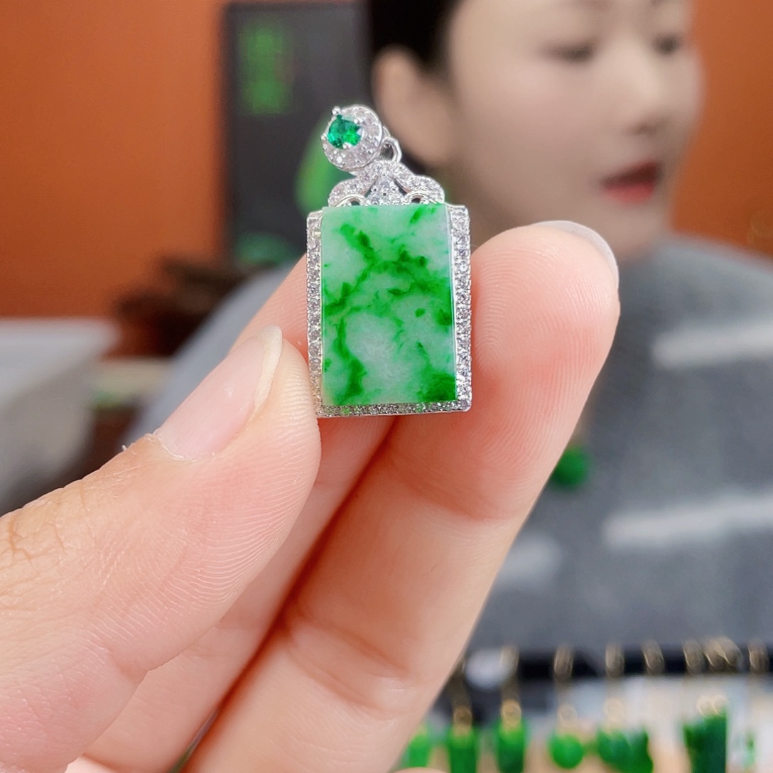 翡翠银S925镶嵌耳饰