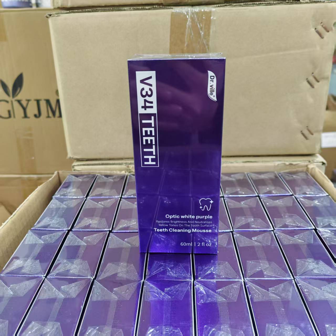 牙齿清洁慕斯牙膏