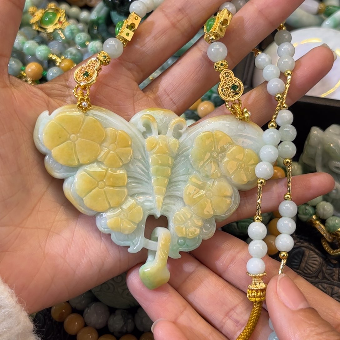 翡翠颈饰未镶嵌待编款