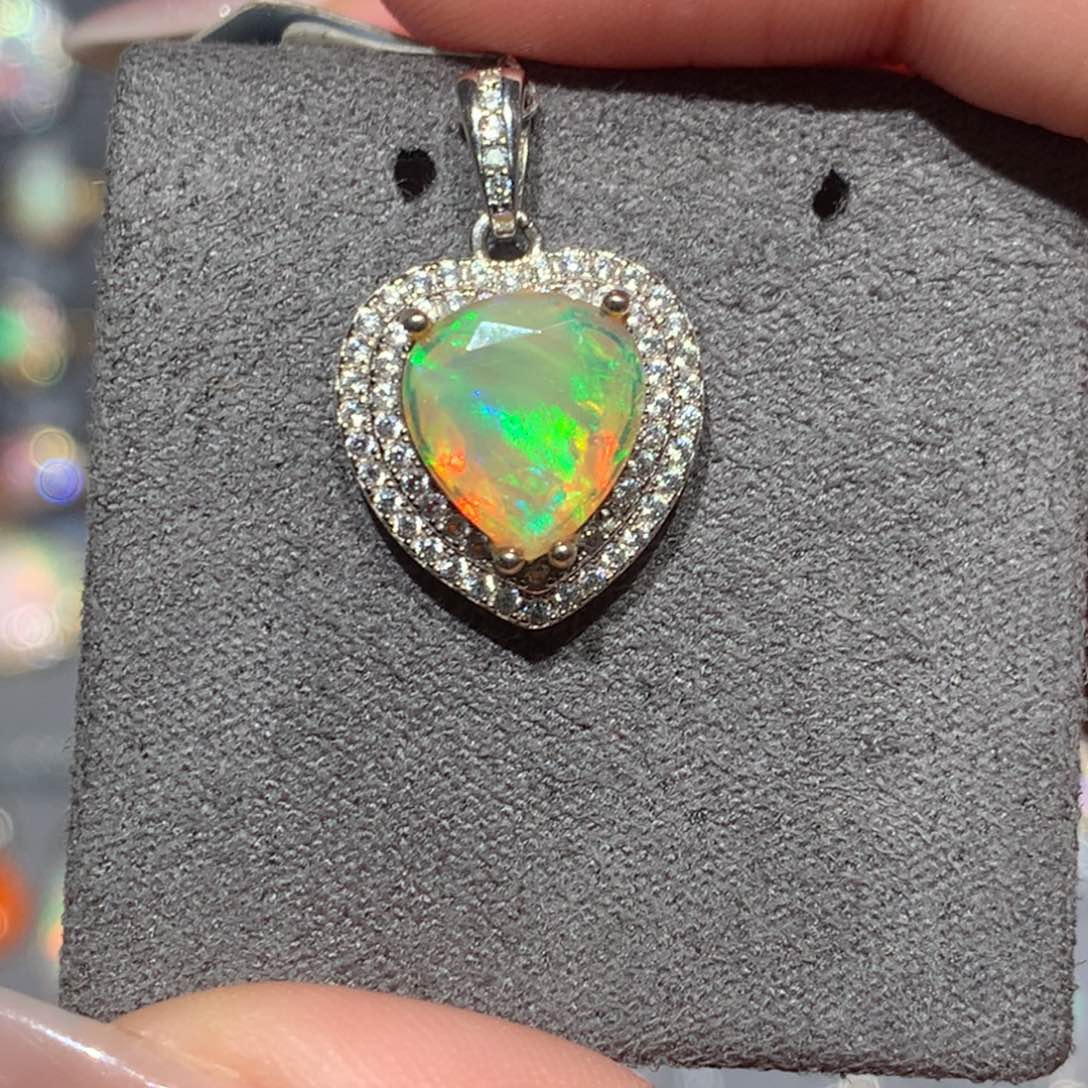 欧泊欧泊吊坠y银S925镶嵌