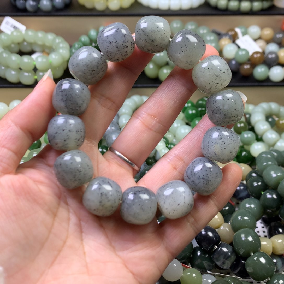 和田玉手链未镶嵌