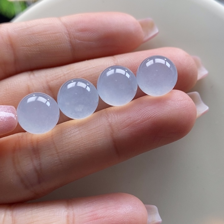 翡翠吊坠(不含链)未镶嵌翡翠随机发一个（只发一个）