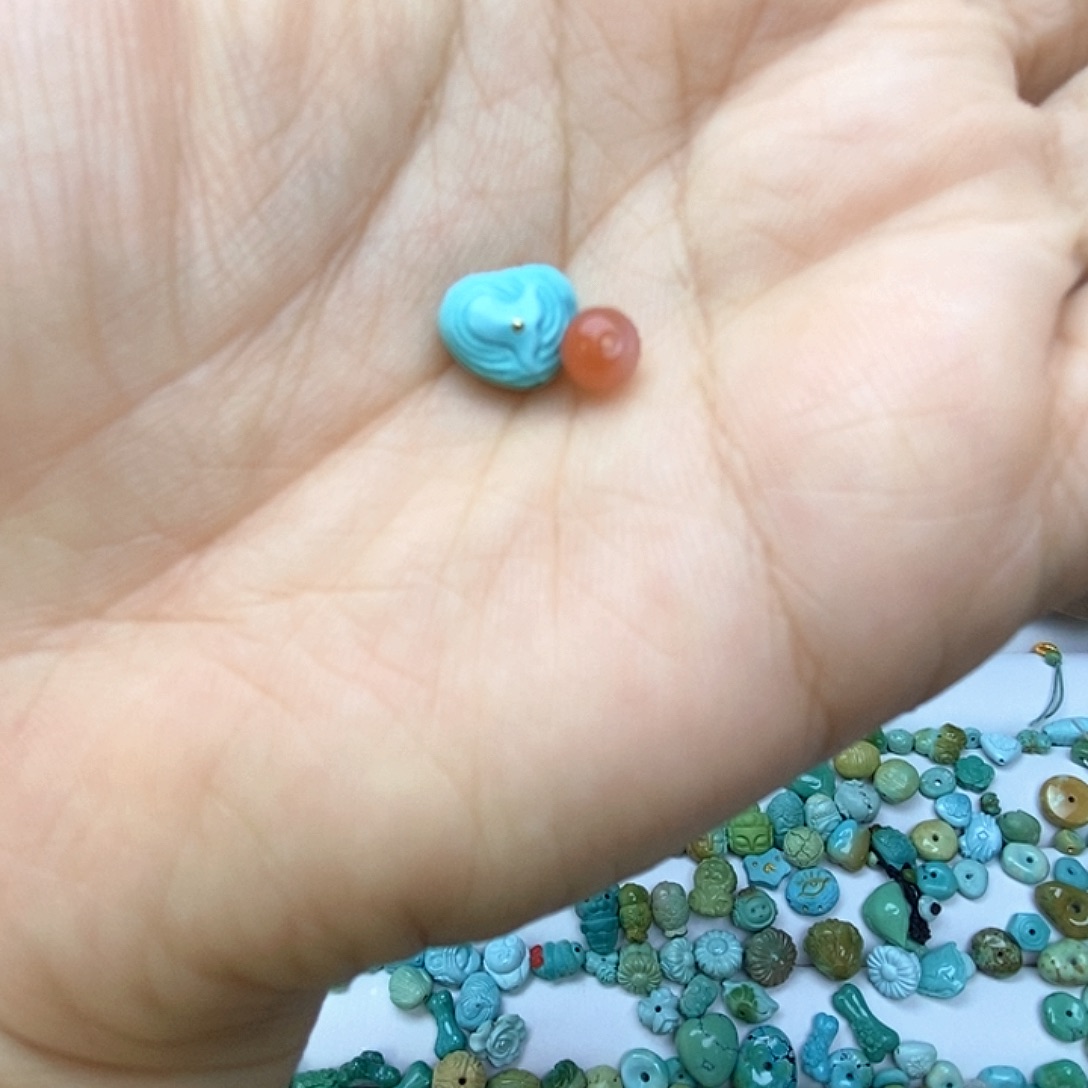 俊***姐南红玛瑙配饰未镶嵌