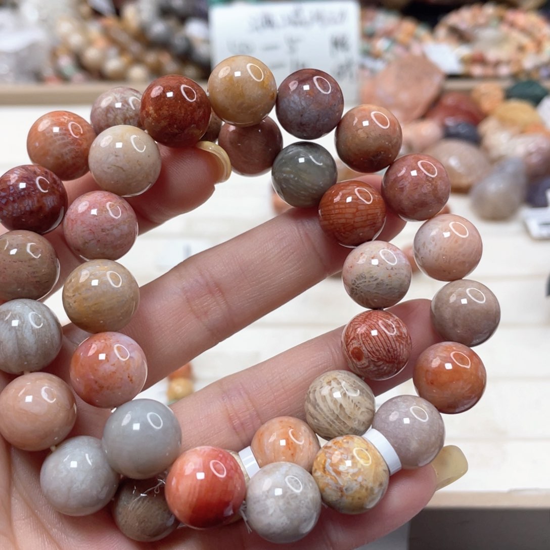 未镶嵌手链硅化玉梦**饰278