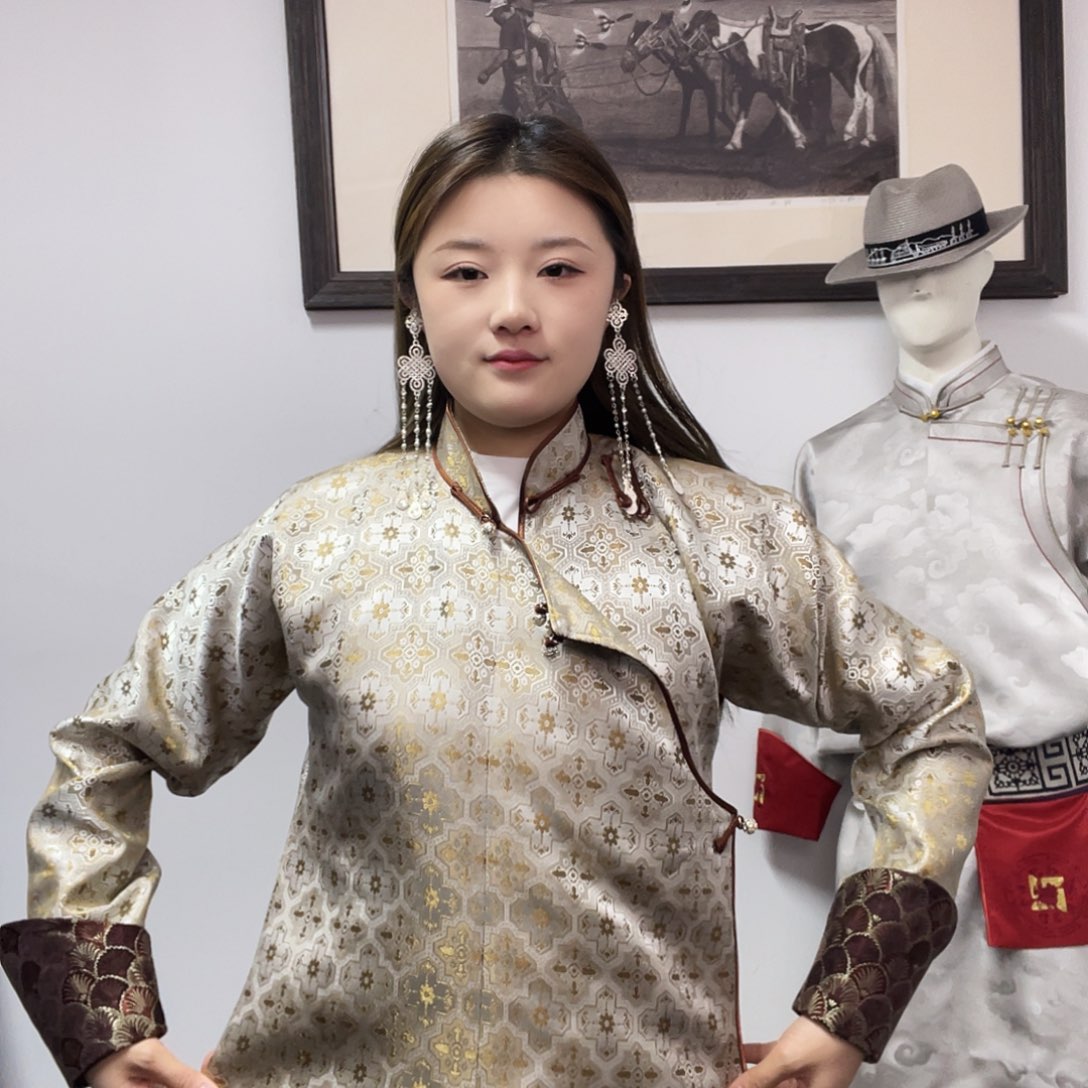 羊羔毛男款身高172体重145加急